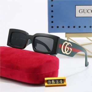Gucci woman’s sunglasses